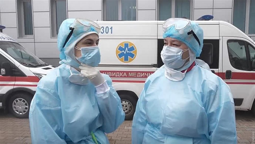За минулу добу на Тернопіллі 335 нових випадків коронавірусу, 5 людей померли