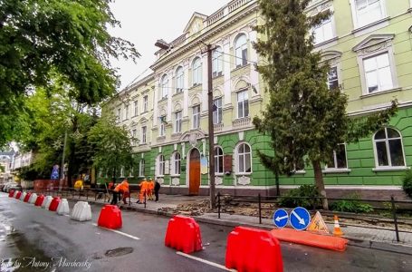 У центрі Тернополя встановлять пам’ятник учневі