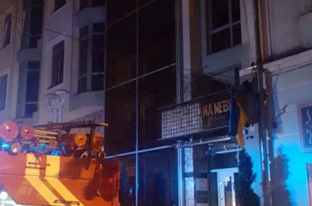 Пожежа “На небі”: у центрі Тернополя загорівся відомий ресторан (ФОТО)