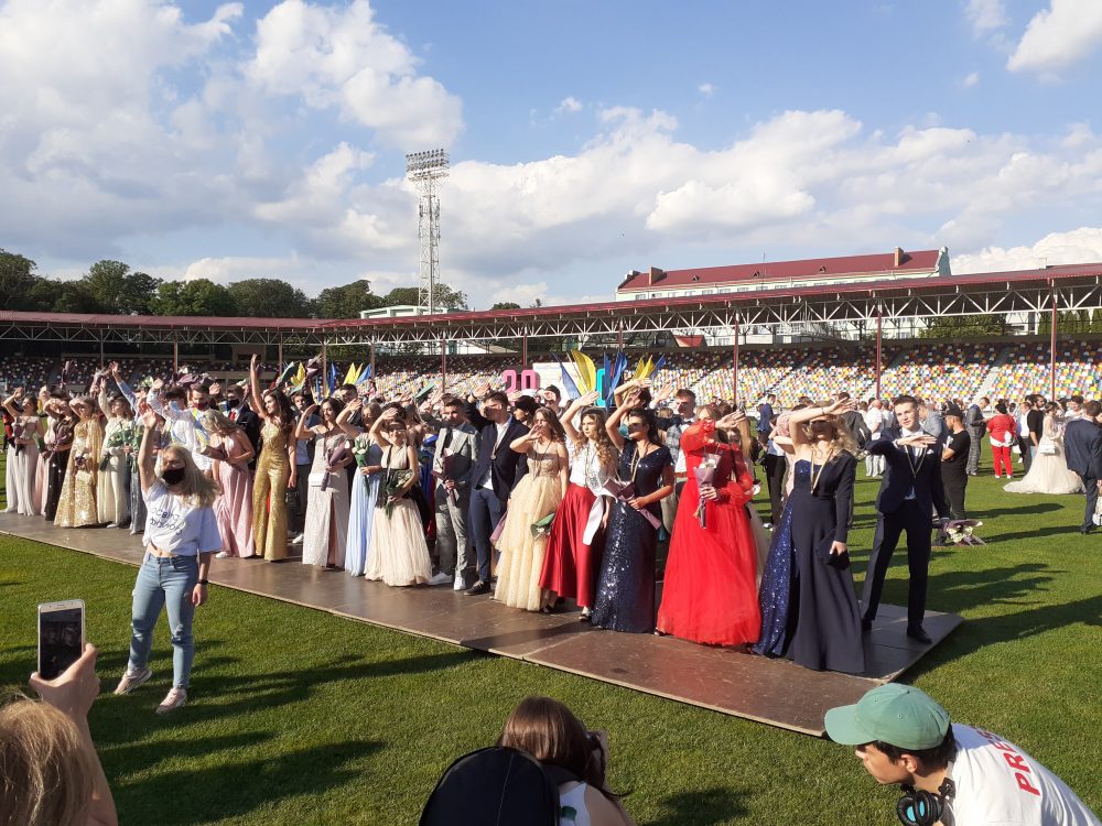 У Тернополі провели Парад випускників (ФОТО)