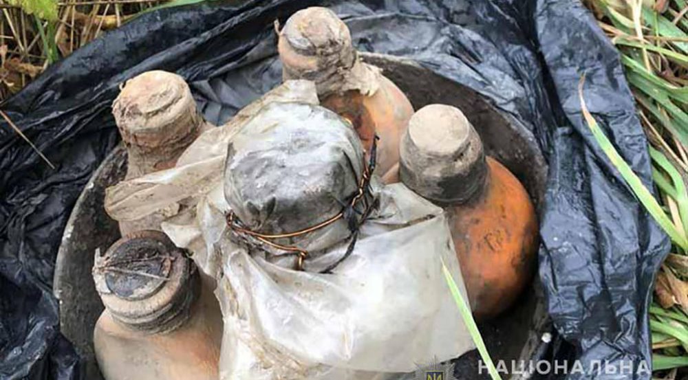 У Тернополі надзвичайна ситуація – біля гаражного кооперативу знайшли 18 кілограмів ртуті