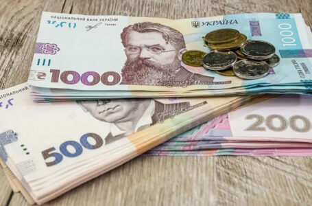 У Лановецькому районі з будинку пенсіонерки викрали майже 100 тисяч гривень