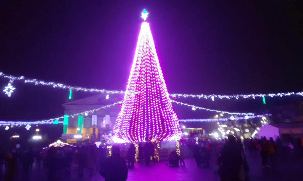 новорічна ялинка у Тернополі