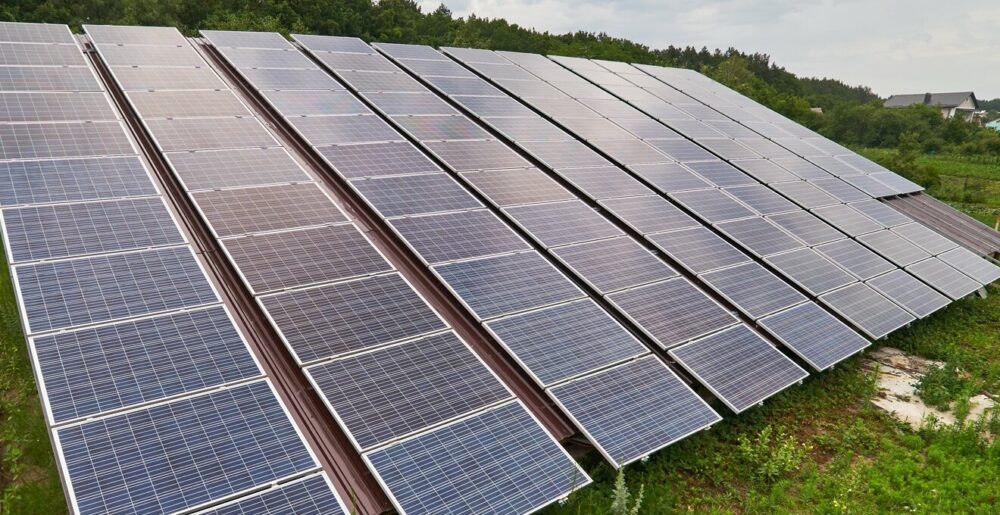 Мер Бучача на сонячних електростанціях минулого року заробив майже 300000 гривень