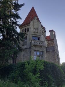 Личковецький замок