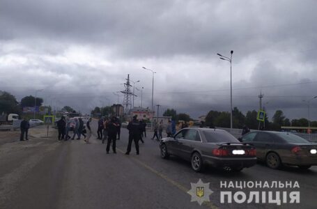 У Тернополі акція протесту – люди перекрили Гаївський міст (ФОТО)