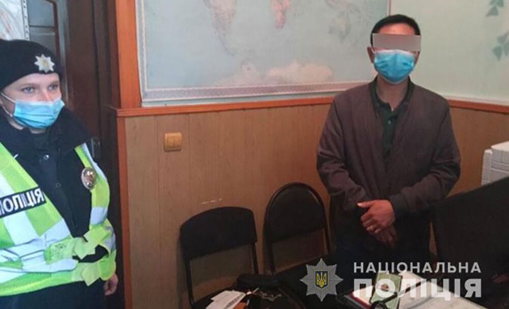 Збаразькі поліцейські спіймали іще одного нелегала із Китаю