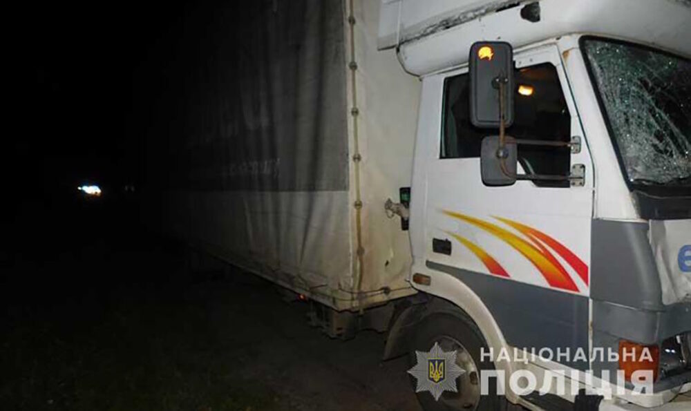 Поблизу Тернополя смертельне ДТП – поліцейські встановлюють особу загиблого чоловіка