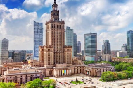 Робота у Варшаві: які вакансії зараз пропонують українцям