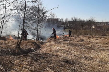 На Монастирищині минулої доби гасили 4 пожежі