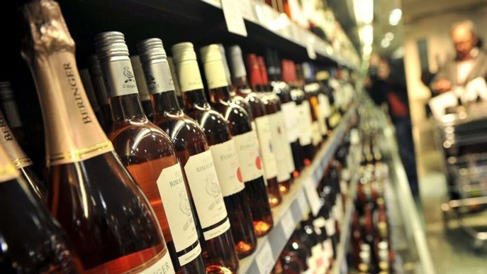 У Тернополі дозволили продаж алкоголю