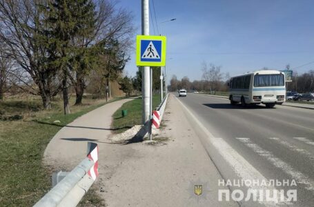 У Ланівцях водій “Москвича” на пішохідному переході збив 87-річну жінку