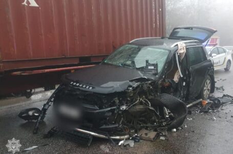 В аварії поблизу Тернополя загинув водій автомобіля “Volkswagen Touareg”