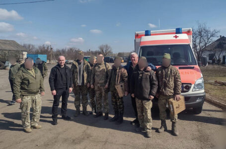 Міський голова Тернополя побував у розташуванні наших захисників з 44 артилерійської бригади
