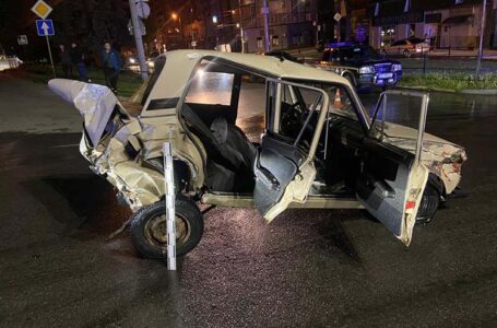У Тернополі зіткнулися три автомобілі. Троє людей травмовано