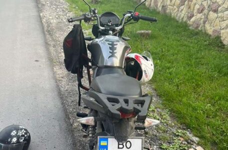 Поблизу Тернополя 17-річний мотоцикліст збив 7-річного велосипедиста