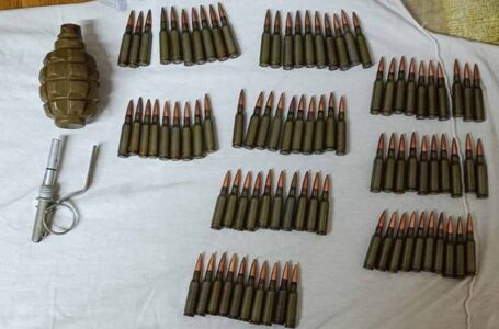 Житель Збаража намагався продати гранату і майже сотню патронів