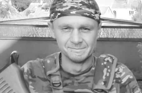 На війні загинув морський піхотинець із Чорткова Василь Лящук