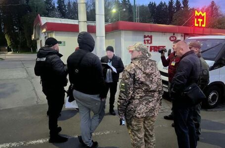 Судитимуть жителя Кременця, який незаконно відправив за кордон 83 чоловіків