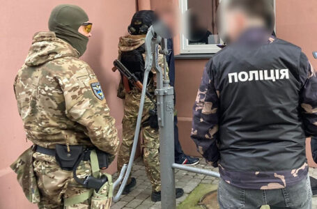 У Тернополі затримали банду рекетирів: вимагали у підприємця 200 тисяч