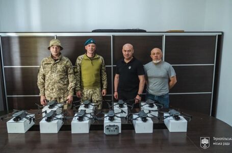 Наші морпіхи отримали чергову партію дронів Mavic 3 від Тернопільської міської ради– Сергій Надал
