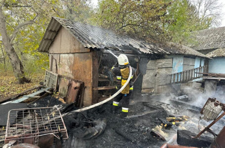 У Козівській громаді згоріла господарська будівля