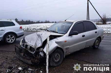 В аварії у Лисівцях травмувався водій “Ланоса”