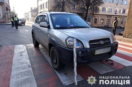 У Заліщиках водій автомобіля збив дитину на пішохідному переході