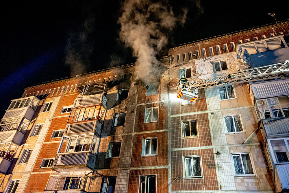 вибухи у Тернополі, влучання у будинок