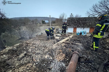 У Кременецькому районі згорів житловий будинок (ФОТО)