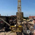 У житловому мікрорайоні Кременця впала стріла баштового крана (ФОТО)