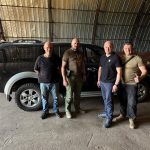 Сергій Надал на фронті передав воїнам 105 бригади ТРО автомобіль та квадрокоптери