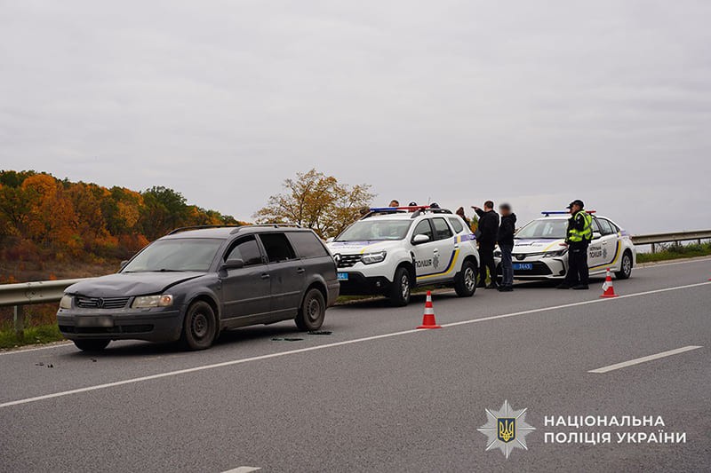Поблизу Теребовлі двоє чоловіків напали на автомобіль ТЦК