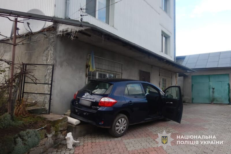 У Байковецькій громаді чоловік загинув через власне авто