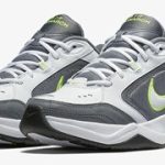 Nike Air Monarch: культове взуття для комфорту та стилю за доступною ціною