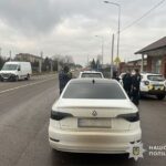 На Теребовлянщині водій “Фольксвагена” збив патрульного поліцейського
