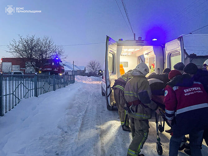 У Копичинцях внаслідок пожежі травмувався чоловік