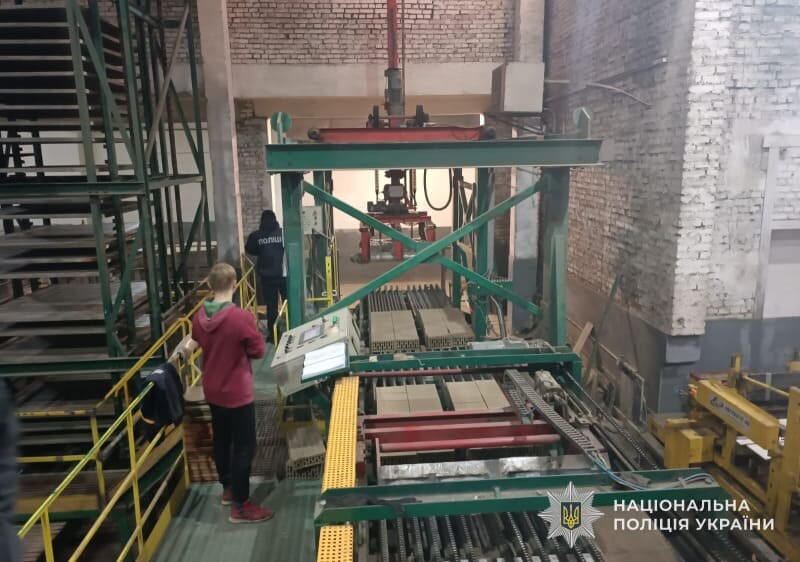 У Бережанах на виробництві травмувався 21-річний працівник