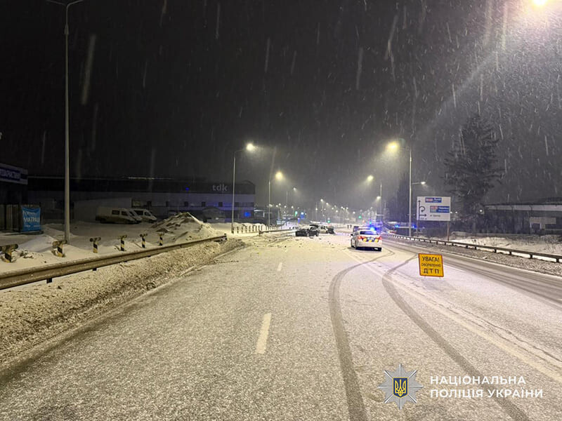 У Тернополі внаслідок ДТП загинули двоє рятувальників ДСНС