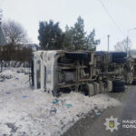 В Ігровиці перекинувся вантажний автомобіль (ФОТО)