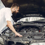 Коли варто замінити радіатори охолодження, щоб уникнути перегріву двигуна?