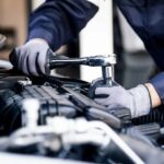 Як зекономити на ремонті авто за допомогою базового інструменту?