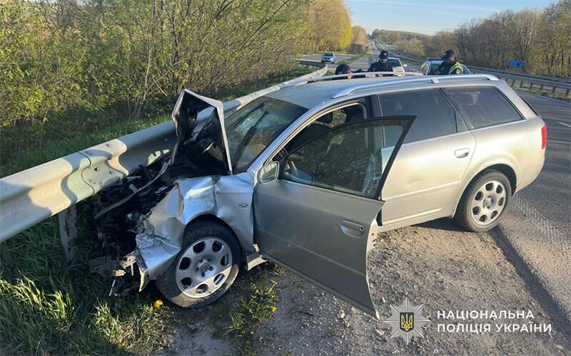 В аварії поблизу Тернополя травмувався водій “Ауді”