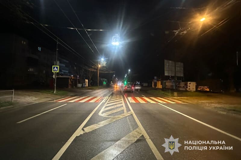 У Тернополі водій легкового авто збив 17-річного юнака на пішохідному переході