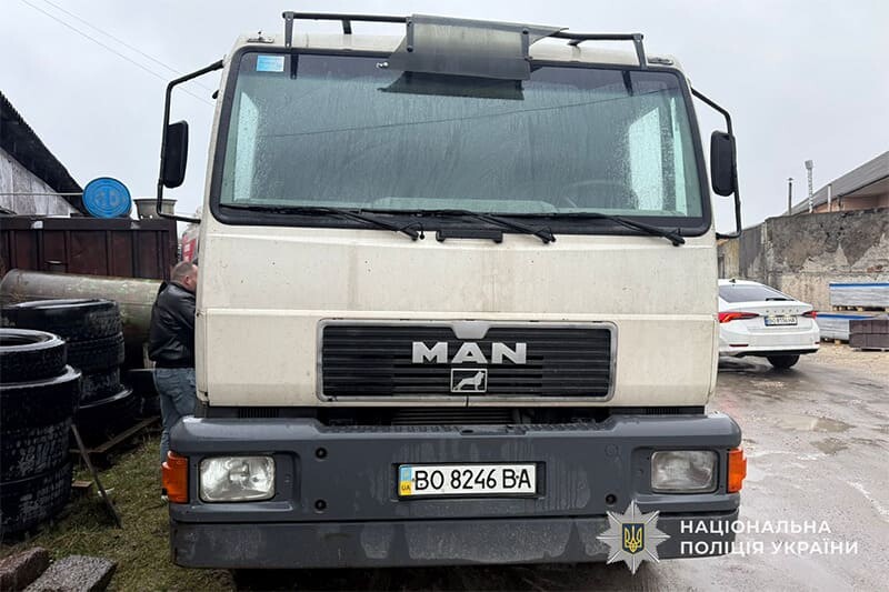 На Кременеччині розшукують водія вантажівки, який скоїв смертельну ДТП (ФОТО)