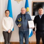 Відомого тернопільського волонтера Юрія Кулика нагородили медаллю “Золоте серце”