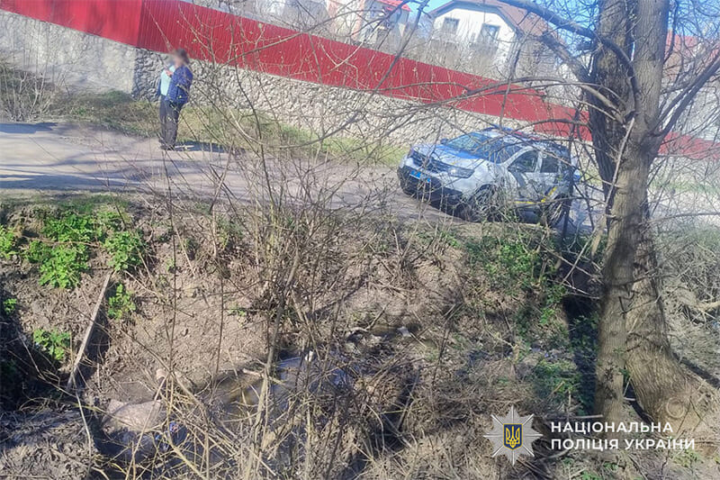 У селі поблизу Тернополя знайшли тіло загиблої жінки