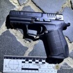 У центрі Тернополя чоловік влаштував стрілянину