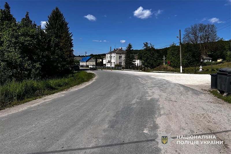 На Бережанщині зіткнулися два неповнолітні мотоциклісти. Обоє травмовані