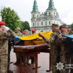 Тернопіль попрощався із сімома невідомими захисниками України